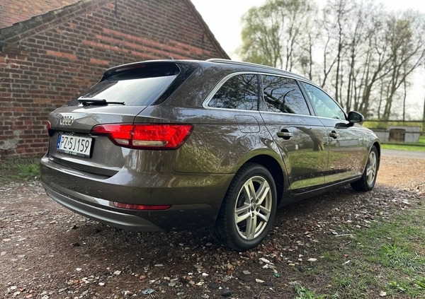 Audi A4 cena 75999 przebieg: 167000, rok produkcji 2016 z Warka małe 379